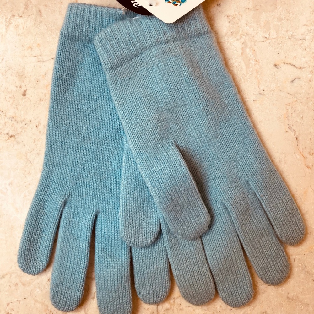 NWT Portolano Cashmere 9" Gloves in light blue